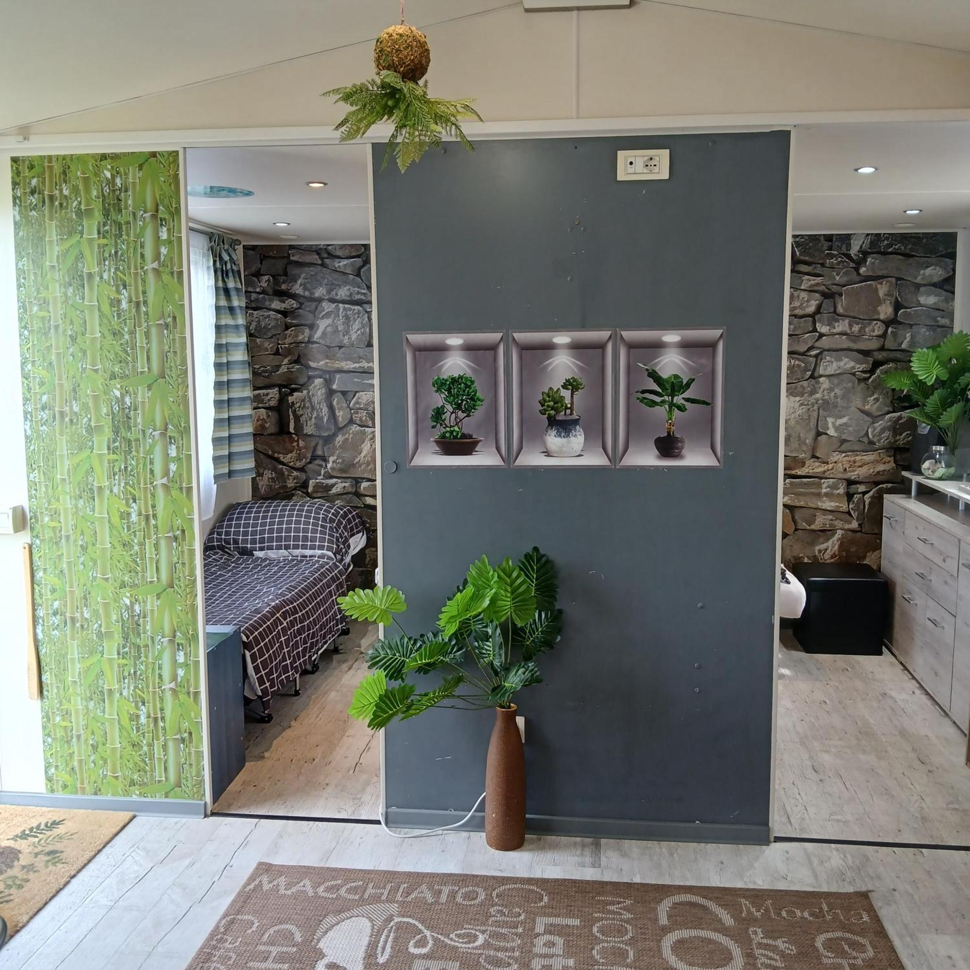 Kek-Feher Mobilhaz Zsombo Exterior photo